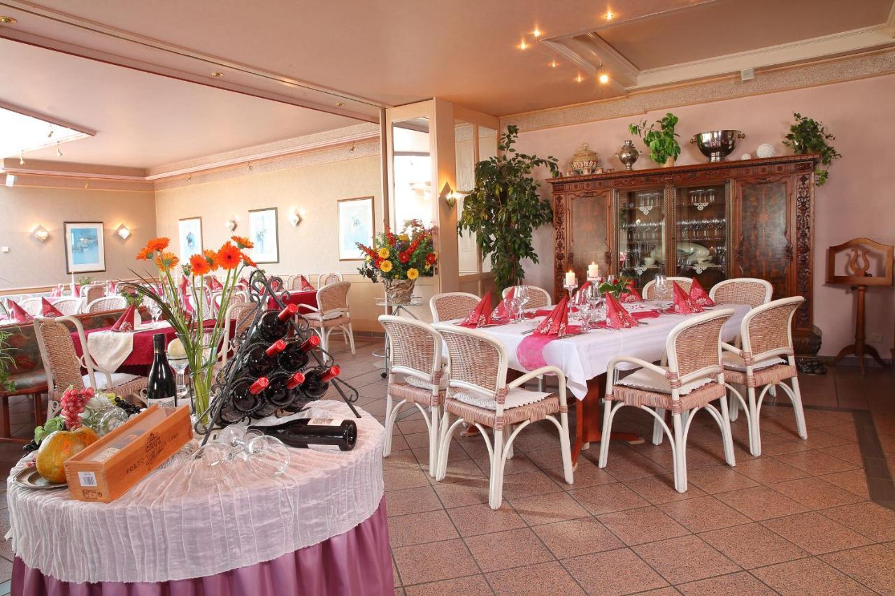 Hotel Schinderhannes Weiskirchen Ngoại thất bức ảnh